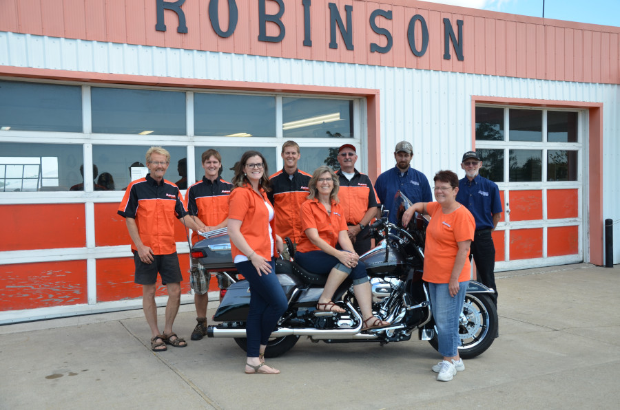 Randy, Cole, Michelle, Derek, Kim, Joe, Corbin, Sandy and Bob. Photo