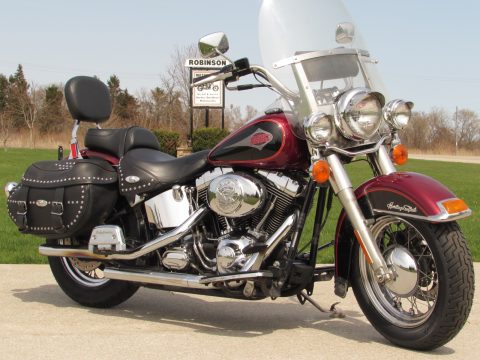 2000 Harley-Davidson Heritage Softail Classic FLSTC   - Beautiful 2-tone Paint - $28 Week - 54,000 KILOMETERS -