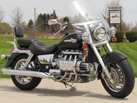 2001 Honda Valkyrie  - Low 8,800 Miles - Big 6 Cylinder 1500cc - From $27 Week - Beefy Motorcycle