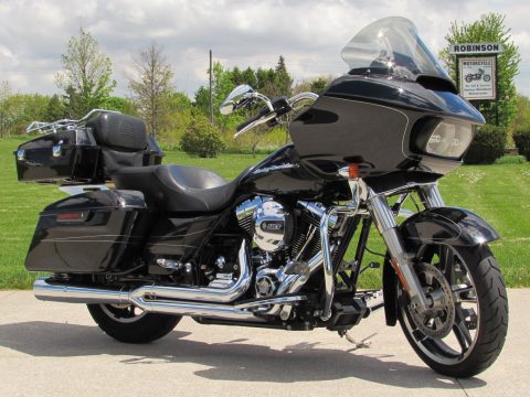 2015 Harley-Davidson Road Glide FLTRX  - Strong 103 Motor - $4,500 in Extras - Low $47 Week