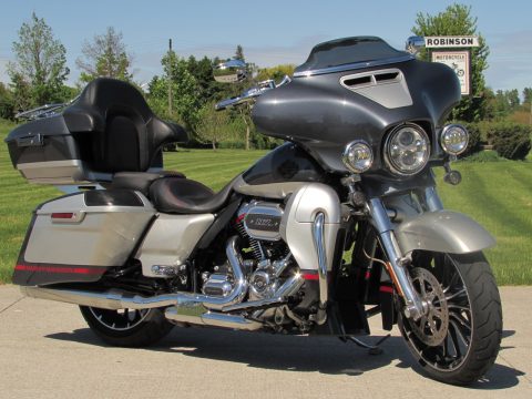 2019 Harley-Davidson CVO Street Glide FLHXSE   - Tru-Dual Rinehart Exhaust - Tour-pack - $84 Weekly + tax