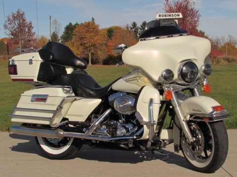 2006 Harley-Davidson Electra Glide ULTRA Classic FLHTCU   - Fully Tuned up - 2023 Warrnty - touring features