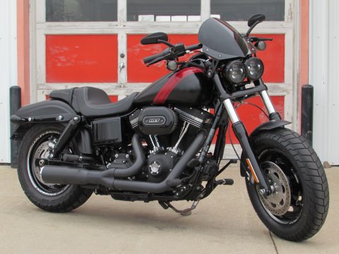 2016 Harley-Davidson Fat Bob  - 103 Motor - Low 23,000 KM - $4,000 in Options