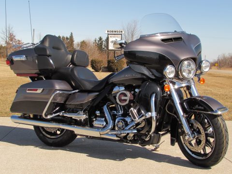 2014 Harley-Davidson FLHTK Ultra LIMITED  - $7,000 in Options - 34,000 miles - from $57 Week