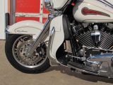 2010 Harley-Davidson Tri Glide FLHTCUTG   - Auto Dealer Ontario