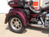 2014 Harley-Davidson Tri Glide FLHTCUTG   - Auto Dealer Ontario