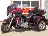2014 Harley-Davidson Tri Glide FLHTCUTG   - Auto Dealer Ontario