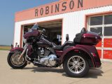 2014 Harley-Davidson Tri Glide FLHTCUTG   - Auto Dealer Ontario