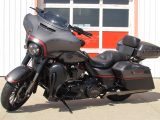 2018 Harley-Davidson CVO Street Glide FLHXSE   - Auto Dealer Ontario