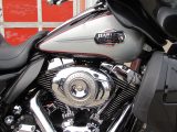 2010 Harley-Davidson ULTRA Classic FLHTCU  - Auto Dealer Ontario