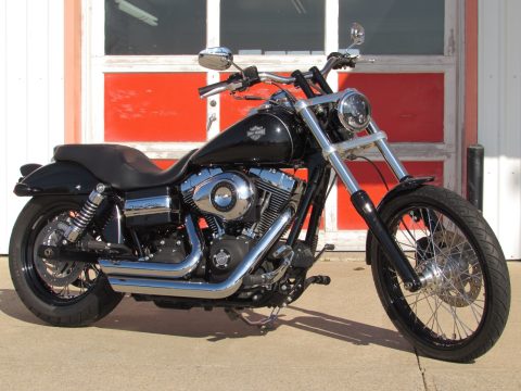 2010 Harley-Davidson Dyna Wide Glide FXDWG  - Low 14,000 KM - $3,000 in Options - $42 Week