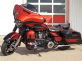 2017 Harley-Davidson CVO Street Glide FLHXSE   - Auto Dealer Ontario