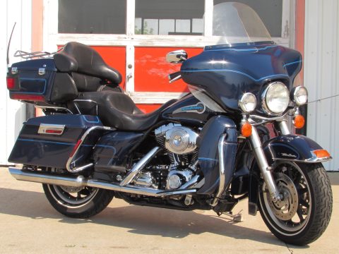 2004 Harley-Davidson Electra Glide ULTRA Classic FLHTCU   - Runs Great - Factory Cruise Control - $32 Week