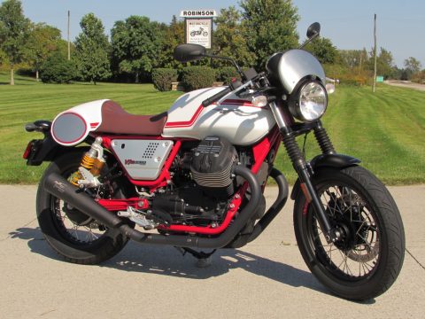 2020 Moto Guzzi V7 III Racer Limited Edition  - Fully Certified - Strong 750cc - Low 10,900 KM