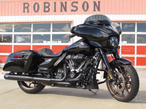 2022 Harley-Davidson FLHXST Street Glide ST  - 7,600 KM - Throaty Exhaust - 117 Motor