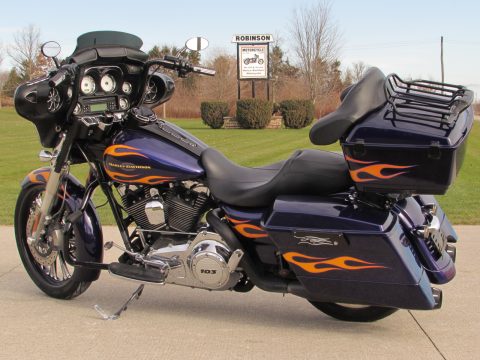 2012 Harley-Davidson Street Glide FLHX   - Locally Owned - $14,000 in Options