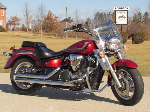 2014 Yamaha V-Star 1300  - Beautiful Condition - 15,600 KM - $28 Week - Cobra Exhaust