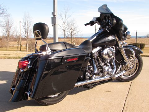 2006 Harley-Davidson Street Glide FLHX   - Cruise Control - Sits Low, 44,000 KM - Certified