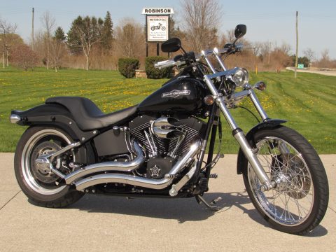 2008 Harley-Davidson Night Train  FXSTB   - Canadian 8,700 KM - 2 New Tires - 2024 Warranty